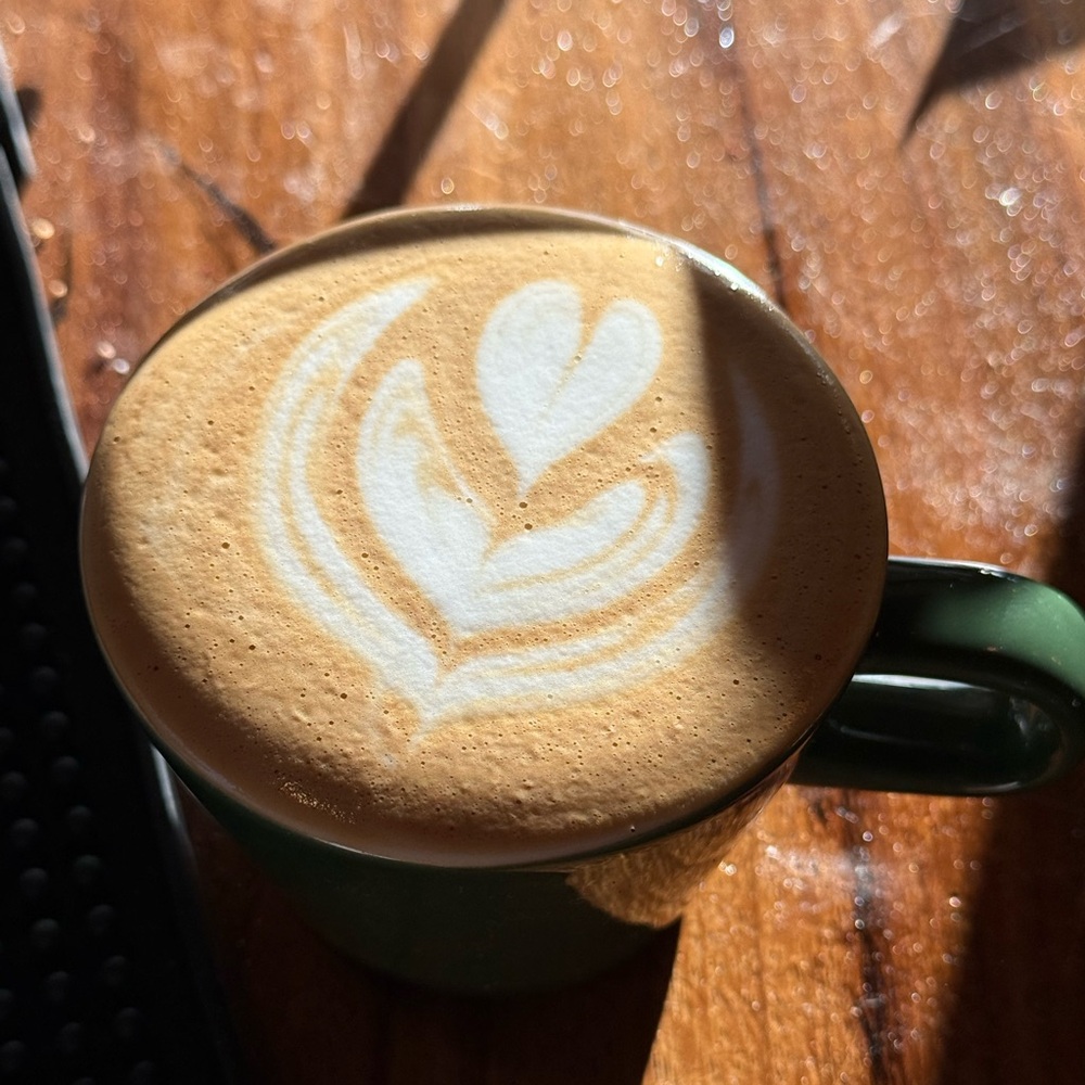 Meet your Posher, Tay